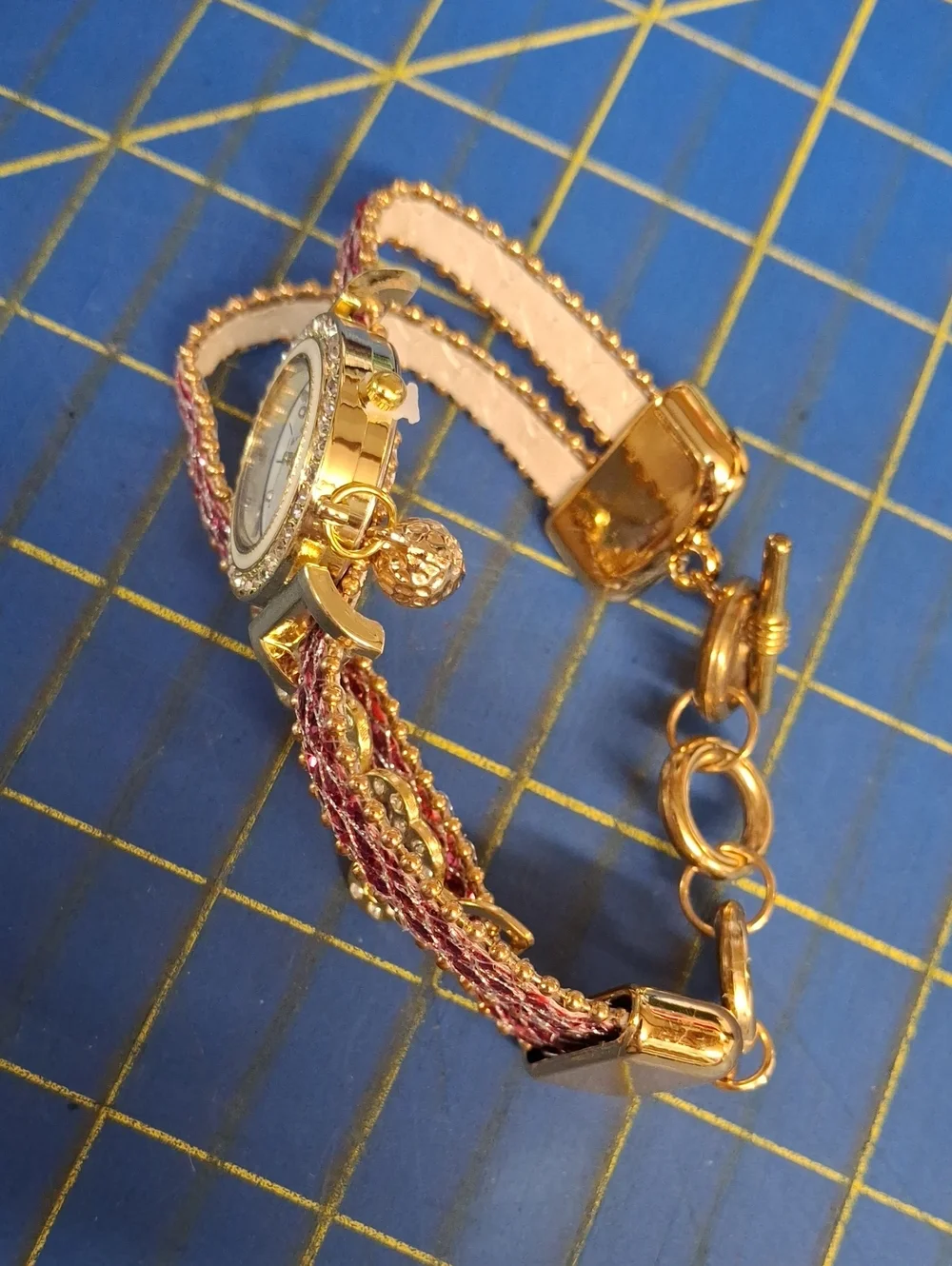 Fan Te Da Rhinestone Pink Love Pleather Charm Gold Tone 8
